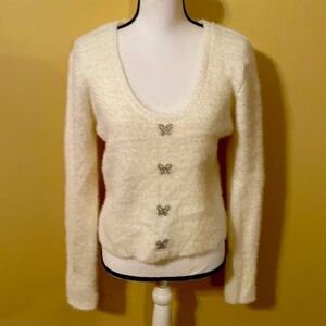 Ladies sweater